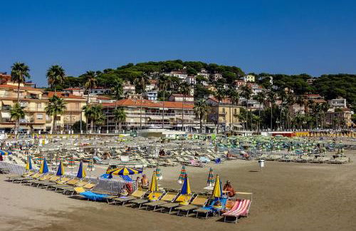 Laigueglia Beach - Happy Rentals - Foto 19