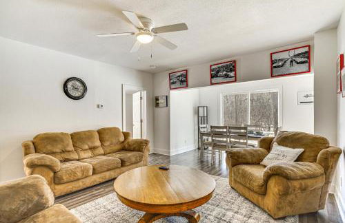 2 Mi to Road America Pet-Friendly Duplex! - Foto 5