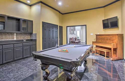 Heated Pool, Pool Table, Hot Tub, Home Theatre, Guest House, Basketball Court, Sleeps-20 - Foto 13