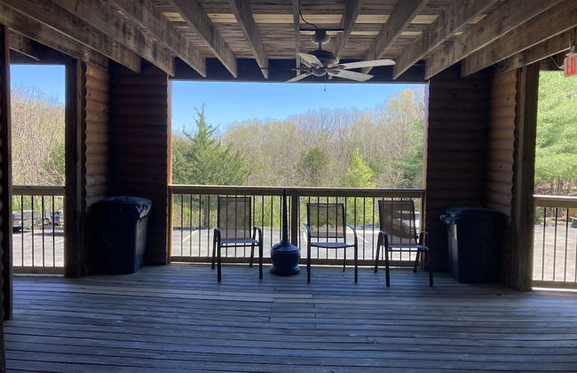 Gold Suites Rentals - Photo 26