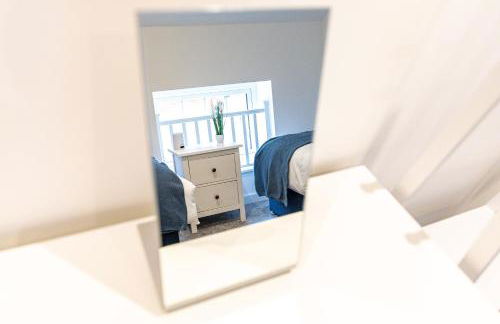 2-Bedroom Contractor Stay - Gated Parking & Fast WiFi - Photo 33