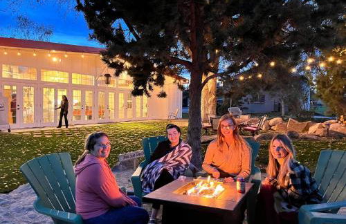 Red Roof Lodge• hot tub• 18 beds• venue• treehouse - Foto 9