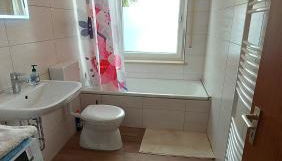 schöne Wohnung mit Balkon, zentrumnah - Foto 2