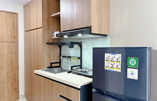 Good Choice and Cozy Studio LRT City Jatibening Apartment - Photo 6