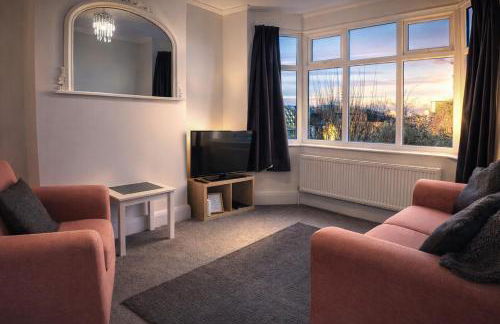 3BR Grantham Retreat, Perfect for Work Stays & Parking - Foto 8