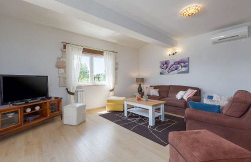 Traumhafte Villa mit Privatpool, Tischtennis, Babybett, Hundefreundlich - Photo 12