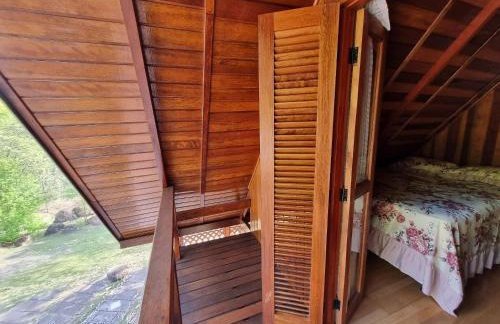 Chalé europeu com vista para natureza no interior - Foto 17