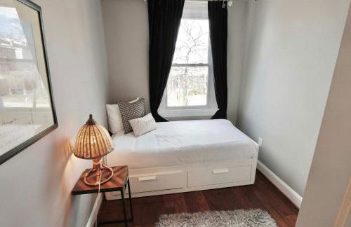 Taylor St Townhouse - Private Parking - Foto 27