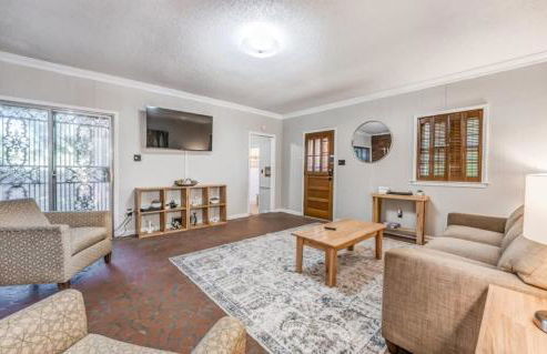 Near the Airport and Graceland Holmesdale Hideout - Foto 12