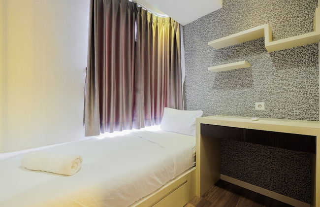 Luxurious and Comfy 2BR Cinere Bellevue Suites Apartment - Photo 6