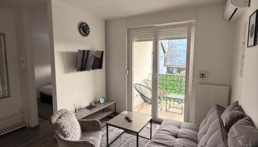 Perfect Place 33 - Photo 1