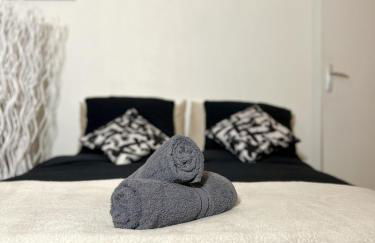 "MoonLighT" Gare à 10min de PARIS, WIFI, TERRASSE , PARKING - Foto 7