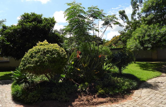 2 Bedroomed Apartment With En-suite and Kitchenette - 2067 - Foto 5