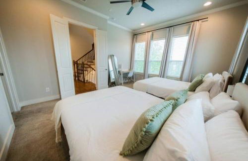 Downtown Escape - Backyard, Game room and Free Parking - Foto 17