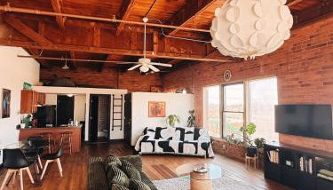 420 Friendly SKYLINE view Downtown Loft FREE Parking - Foto 3