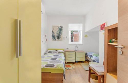 Apartment Mariuccia with Private Pool - Foto 9