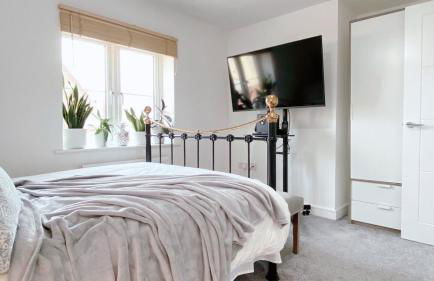 Bicester Homestay Entire Home 10min walk to Bicester Village 650m - Foto 3