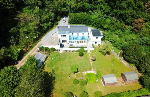 Gordy Hall -Sea facing Welsh cottage with stunning views - Photo 1