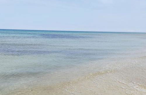 Seaside Villa with Hot Tub, 5mins walk from the sea - Foto 40