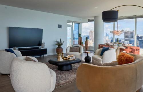 Lux Apts with Lake Views and Top Amenities - Foto 52