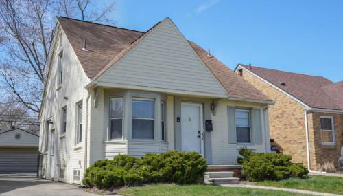 4 Bedroom 2 and a half bath that Sleeps 8 Near it all Ford Telegraph - Foto 3