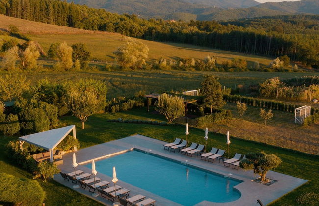 Villa in Tuscany With Pool & Panoramic Views - Photo 23