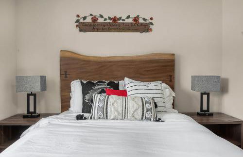 Luxury 5 beds Villa with Heated Pool & Resort Amenities - Photo 18