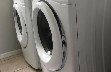 Sunny South Facing Pool with Hot Tub and Lake View Near Disney - Foto 22