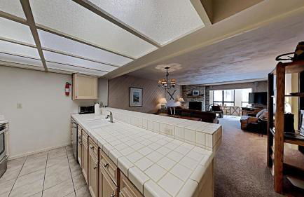 Fantastic 3 Bedroom Condo with Great Views - Foto 10
