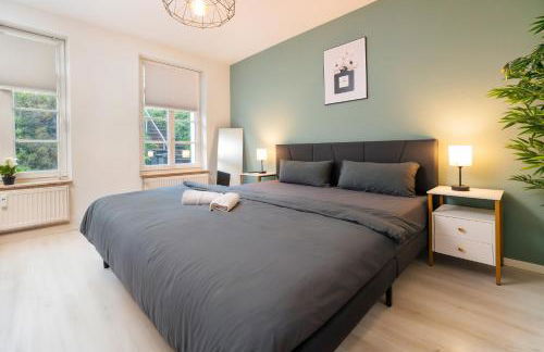 Smart Home - Wuppertal - Perfect for 6-8 Guests! Netflix - Central - Free Parking Zone - Foto 3