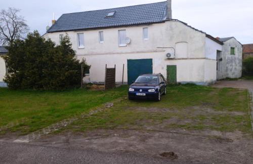 Dreiseithof bei Luckenwalde - Foto 1