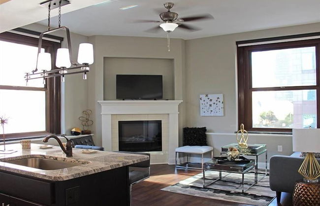 Bridgestreet at the Leader Building - Foto 12