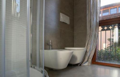 BASTIA RF Stylish Renovated Suite Apartment Scalo Romana Up to 4 Guests Milan Olympics - Foto 9