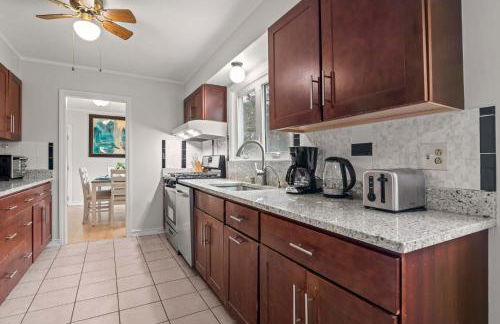 Close to Attractions Spacious Family Home - Foto 10