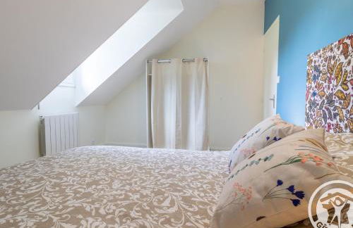 Gîte de groupe avec salle de jeux, jardin 4000m², proche forêt de Chandelais et Zoo de la Flèche - FR-1-622-56 - Photo 27