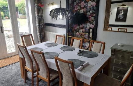 Lilac Cottage -Sleeps 6 -HOT TUB - Foto 6