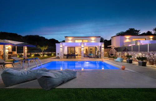 Aiora Luxury Villas - Foto 1