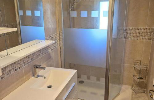 Villa in Le Luc with Pool & Vineyard Views - Foto 16