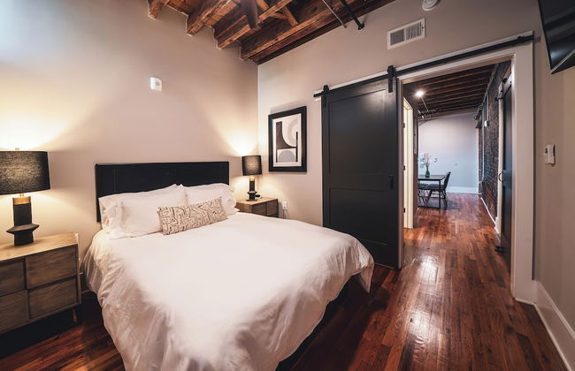 Three Trails Downtown Elkin - Foto 25