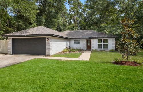 Luxury Bayou Experience with Pool and Outdoor Kitchen - Foto 24