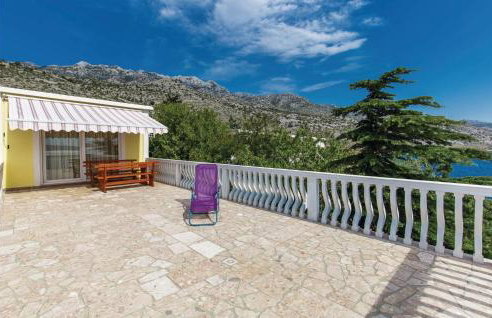 Gorgeous Apartment In Lukovo Sugarje - Foto 10