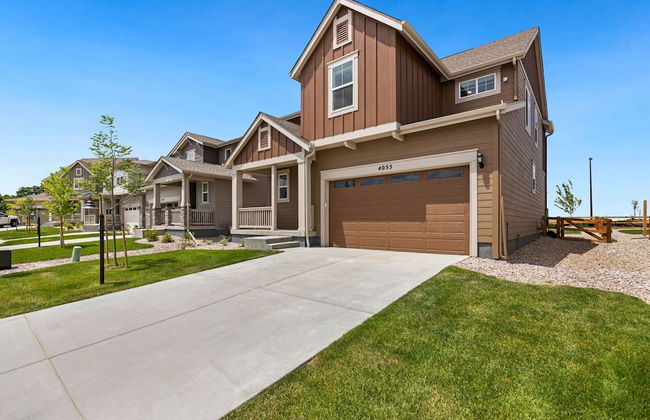 New Build W/ Great Backyard & Lake Access! - Foto 54