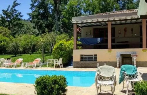 Chácara com Piscina em Guararema - Foto 2