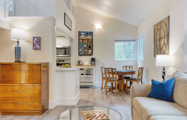 Cottage By The Bay by Avantstay 0.5mi to Beach! - Foto 9