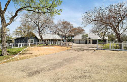 Lazy River Ranch - Pool, Golf, Swim-up Bar, Pickleball - Foto 72