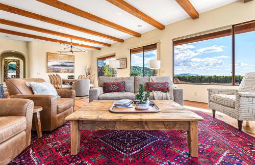 8-Bedrooms with Stunning Views & 75' Lap Pool - Foto 11