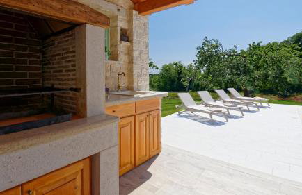 Villa Stella Polaris for 8 persons in Central Istria with private pool, sea view, large garden & kids playground - Foto 20
