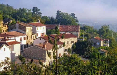 2 Bedroom Awesome Home In Buzet - Foto 9