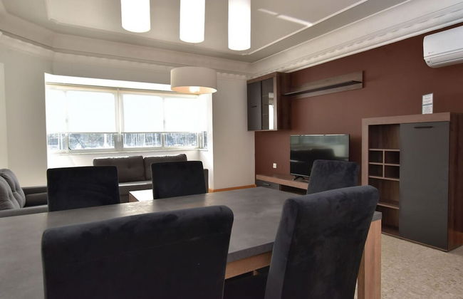 2 Bedroom Central Spacious With Sea Views - Foto 9