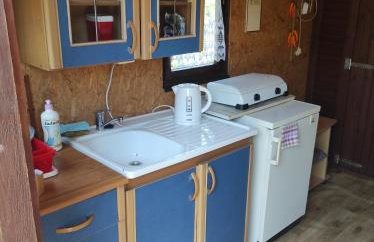 Mały drewniany domek w Białym Borze - Foto 2